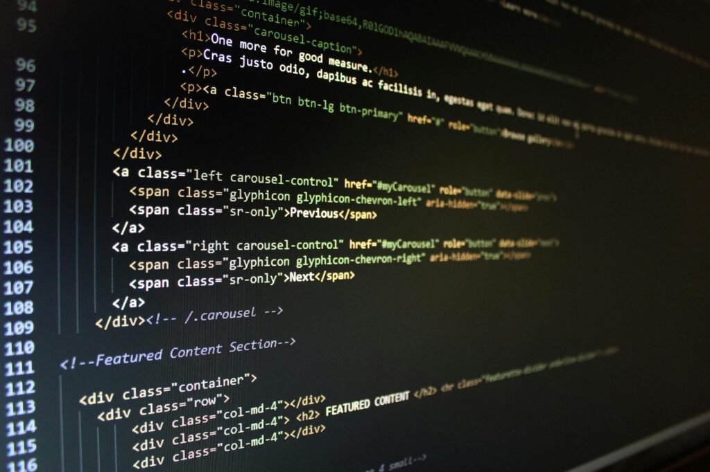 Infomania : Leader Européen en Technologie et Numérique